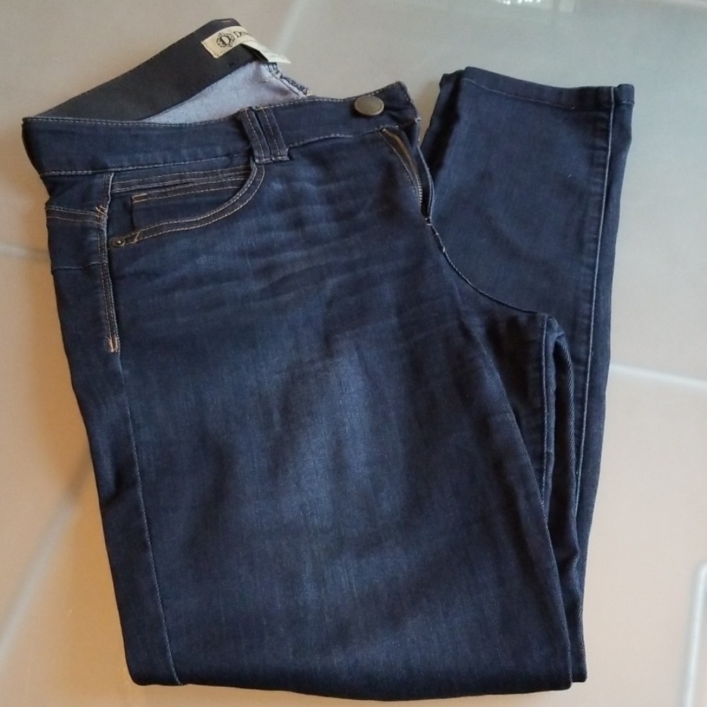 Democracy Ab Technology jean